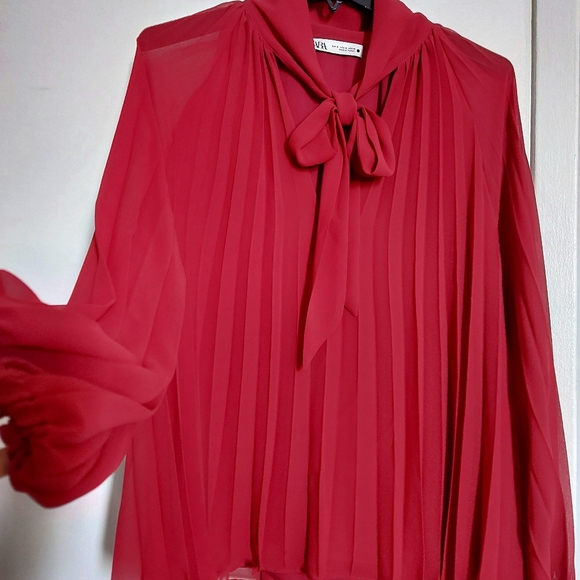 Red blouse _Zara_S/M_ NWOT - Picture 3 of 9
